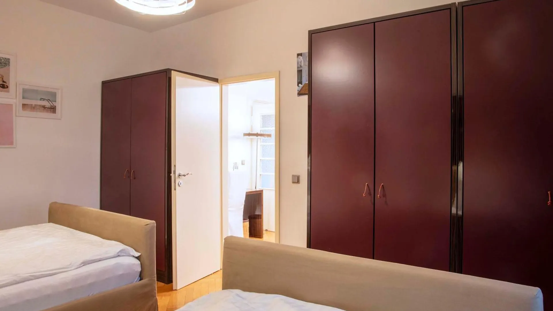 Apartment Top-Designerwohnung In Messenaehe Dusseldorf Germany