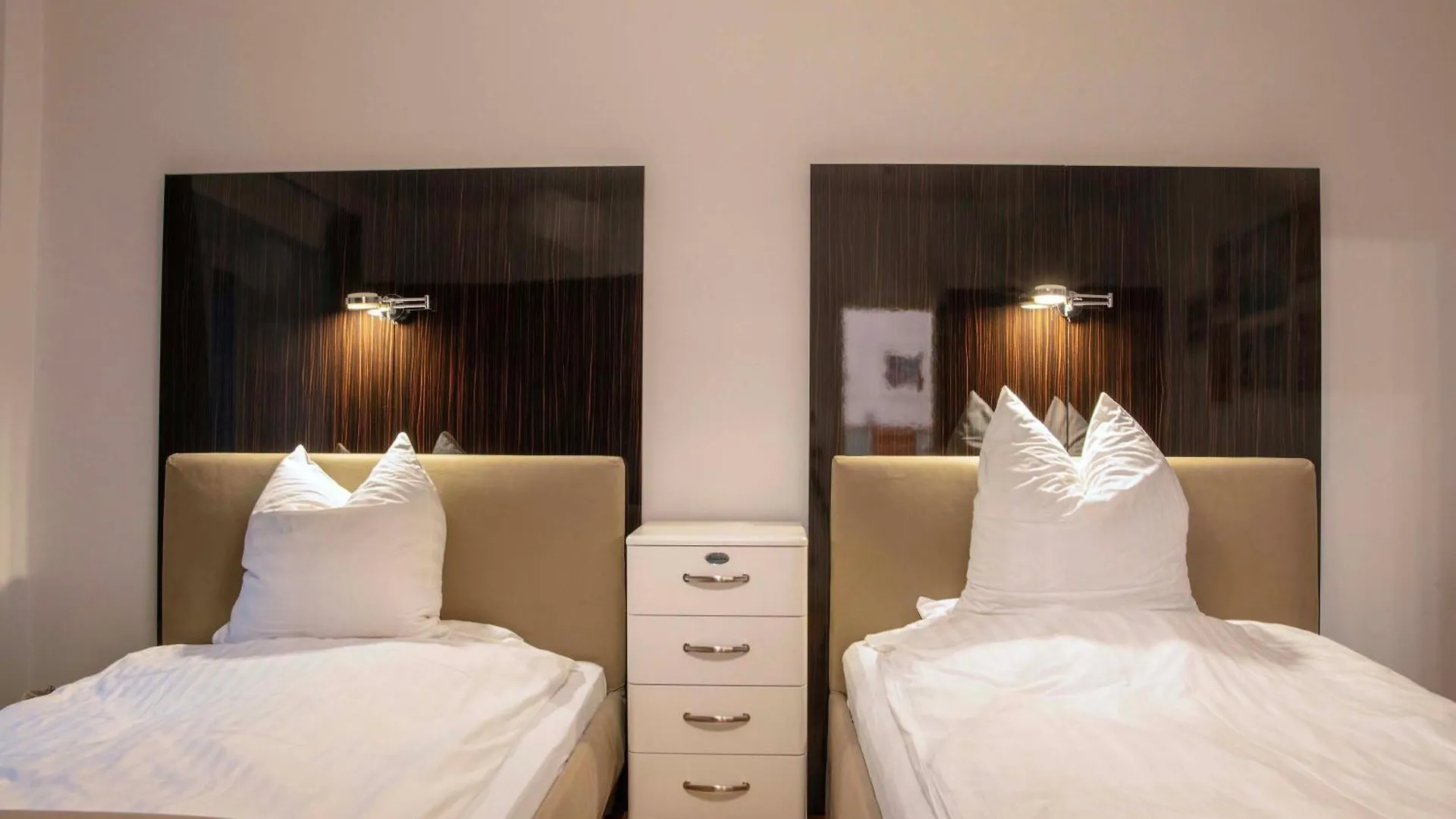 Top-Designerwohnung In Messenaehe Dusseldorf Germany