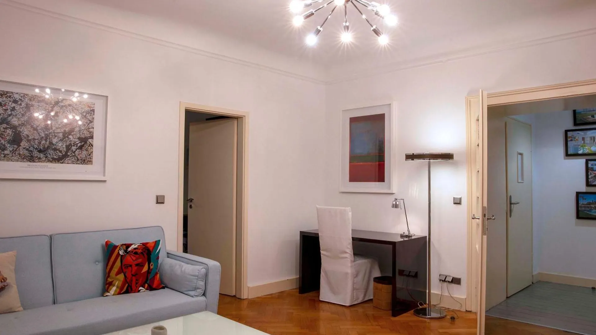 Top-Designerwohnung In Messenaehe Dusseldorf 0*,  Germany
